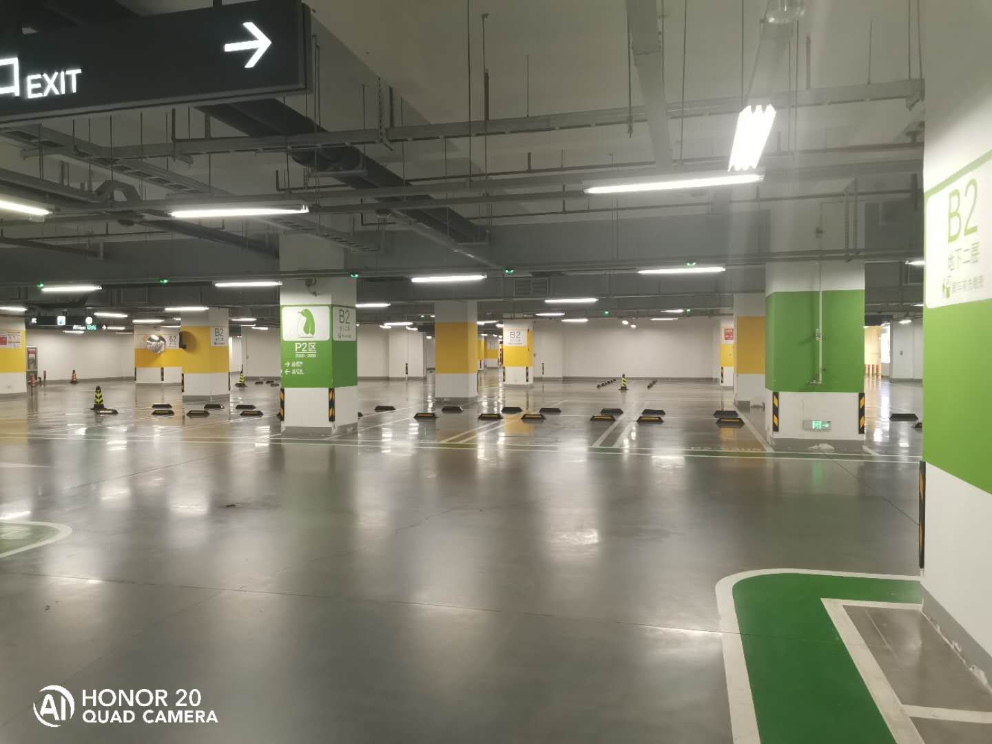 苏州太湖新城地下空间地面推尘